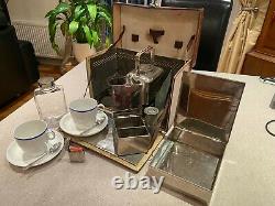 1920's VINTAGE PICNIC SET IN LEATHER CASE. SPIRIT KETTLE / TEAPOT & ACCESSORIES