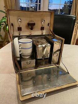 1920's VINTAGE PICNIC SET IN LEATHER CASE. SPIRIT KETTLE / TEAPOT & ACCESSORIES