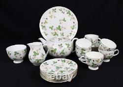 21 pcs Wedgwood WILD STRAWBERRY Teapot Cake PLATE Cups Saucers SUGAR Creamer