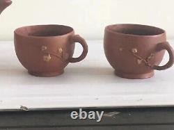 A set of fine purple clay teapot and Tea Bowl