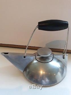Anthony Parfitt Kenetic Teapot Bauhaus style