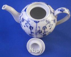 Antique 19thC Rauenstein Porcelain Miniature Doll Tea Set Porzellan Tee Service