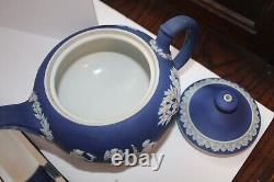 Antique 5 pc Wedgwood Jasperware Blue Tea Set England Teapot Creamer Sugar Bowl