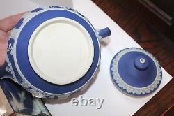 Antique 5 pc Wedgwood Jasperware Blue Tea Set England Teapot Creamer Sugar Bowl