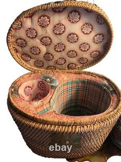 Antique Chinese Famille Green Gilded Teapot and Teacup Cup with Basket 19th C