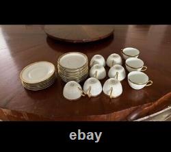 Antique Royal Bayreuth Porcelain Tea Pot Set Including Plates And Teacups