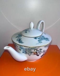 Authentic Hermes Carne D' Equateur 6 person tea pot withbox- Robert Dallet