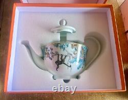 Authentic Hermes Carne D' Equateur 6 person tea pot withbox- Robert Dallet