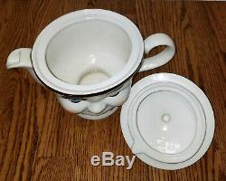 Baileys Irish Cream YUM Wink TEAPOT Cups Mugs Sugar Bowl Creamer Bailys tea set