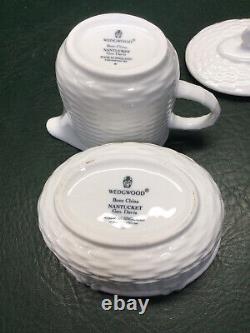 Beautiful Set WEDGWOOD Nantucket Tea Pot, Sugar and Creamer Bone China England