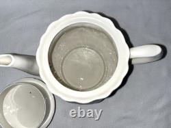 Belleek Serenity Tea Set, Tea Pot, 2 Cup And Saucers, Sugar And Creamer