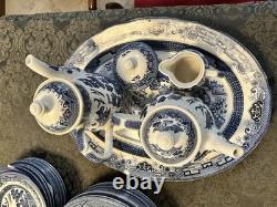 Blue Willow Churchill Coffee Pot Tea Pot Creamer Sugar Bowl Salt Pepper 18 Tray