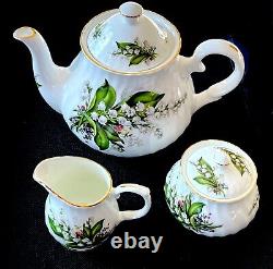 Bone China Teapot with Creamer and Sugar bowel, Staffordshire England, New