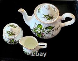 Bone China Teapot with Creamer and Sugar bowel, Staffordshire England, New