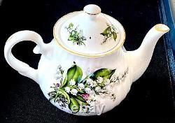 Bone China Teapot with Creamer and Sugar bowel, Staffordshire England, New