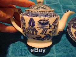 Childs Tea Set Blue Willow Pattern 41 Piece Occupied Japan 1940's Porcelain