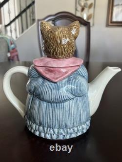 Cat Otagiri Mrs. Whiskers Set With Teapot, Creamer Jug, Sugar Pot, Napkin Holder