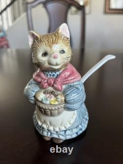 Cat Otagiri Mrs. Whiskers Set With Teapot, Creamer Jug, Sugar Pot, Napkin Holder