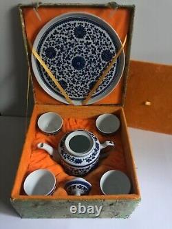 Chinese Blue & White Porcelain Tea Pot Cups set 6PC In Silk Box