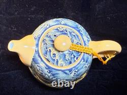 Chinese Gilded Dragon Tea Set 14 Pieces in Beautiful Presentation Box 2 Tea Pots