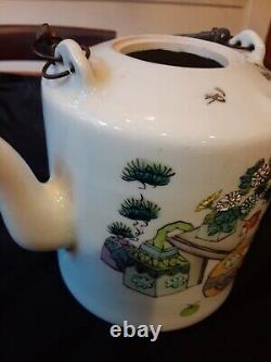 Chinese Porcelain Tea Pot Family 7 W