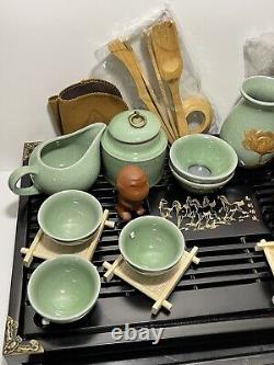 Chinese Tea Set Porcelain Green Crackle Glaze Geyao Tea Pot Tea Cups Set