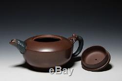 Chinese Yixing clay handmade zisha tea pot signed