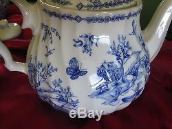 Churchill English Blue and White Unknown Set Tea Pot 7 Cups 4 Plates Creamer