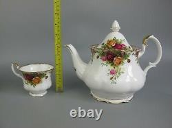 Complete Royal Albert Old Country Roses Tea Set Service. Teapot Cups Plates etc