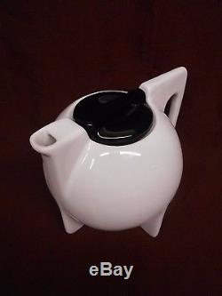 Cowan Teapot Mug Cup Set White Black Ceramic Bauhaus Style MCM