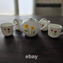 Crate & Barrel Teapot Set Anna's Artistry