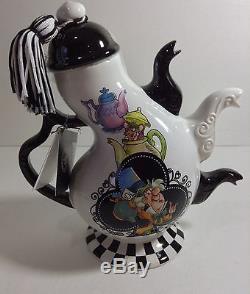 Disney Parks Alice in Wonderland Triple Teapot Set 1 Teapot + 2 Cups NEW