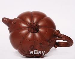Excellent Antique Chinese Hand craved Pottery Yixing Zisha Teapot PT173