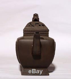 Exquisite Old Chinese Hand Carved ZiSha Pottery Teapot Marked GuangMing PT148