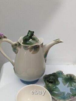 Franz Amphibia Fine Porcelain Lily Pad Frog Teapot Cup & Saucer Set Vintage Mint