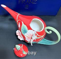 Franz Porcelain Collection Hibiscus Tea Pot2006 Fz00983