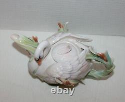 Franz Southern Splendor Swan Sculptured Porcelain Teapot Kathy Ireland