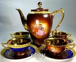 Germany H & C Selb Bavaria Heinrich Christine Pattern teapot & Cups ca. 20th c