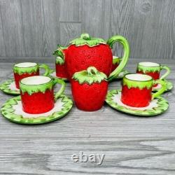 Gift Ideas Creation Strawberry Espresso coffee Tea Set 14 cups saucers pot sugar