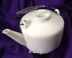 Halle A KPM Modern Aesthetic Tea Pot from Marguerite Friedlander