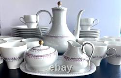 Hutschenreuther Coffee Pot Tea Set Red Melodie Pattern 8037 Service for 12