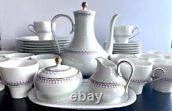 Hutschenreuther Coffee Pot Tea Set Red Melodie Pattern 8037 Service for 12