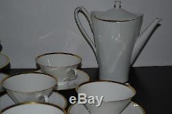 Hutschenreuther Hohenberg White Gold Set Of 7 Cups With Saucers And Tea Pot