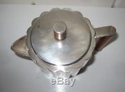 Ilonka Karasz Tea Pot by Paye and Baker Manufacturing Co. 1928