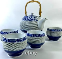 Japanese Arita Ware Blue & White Porcelain Teapot & Cups 6 Piece Set Vintage