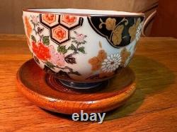 Japanese Tea Set Tea Pot & 4 Matching Tea Cups with Lid & Saucers Arita Ware