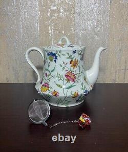 Large Towel Presents Royale Limoges Adriana France Teapot