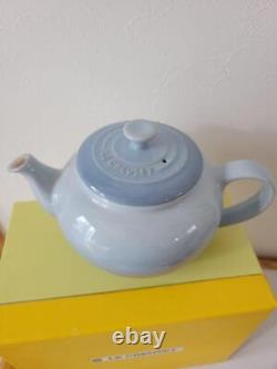 Le Creuset Teapot Set 4 Teacups Easter Collection with Infuser Stoneware