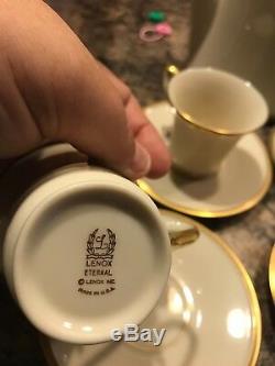 Lenox'Eternal' Tea Pot Tea Cup And Saucers Set 4 cups and saucers