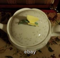 Lenox Porcelain Tea Set for Two Tea pot, creamer, sugar bowl, 2 cups, 2 saucers